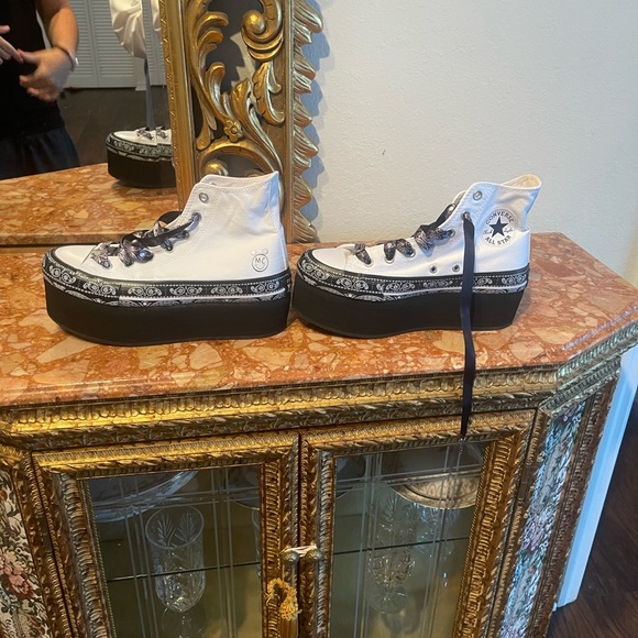 Miley Cyrus X Converse Platform Hi Sneakers NEW!! - Picture 8 of 12